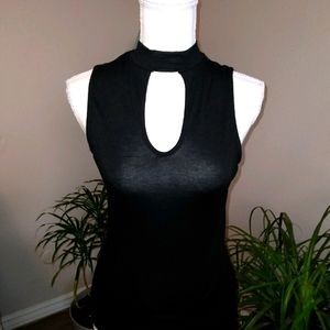 Ambiance Black Key Hole Top